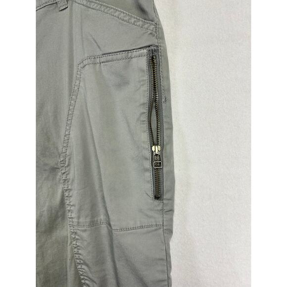 Woman's Sonoma Gray Mid Rise Capri - Size 12 Normcore Casual Comfortable - Picture 4 of 10